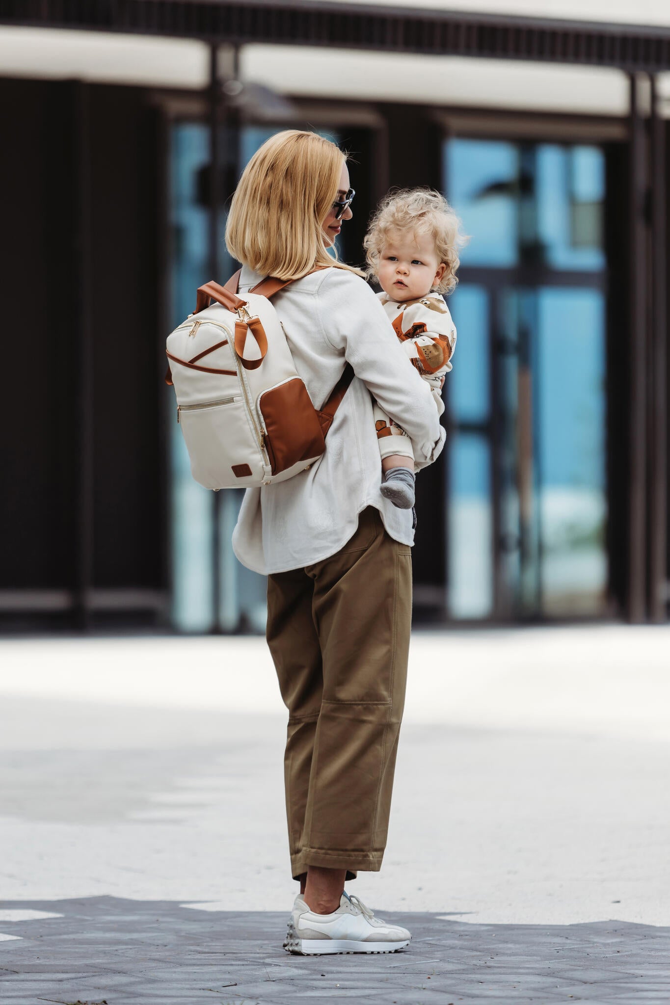 Small diaper backpack – cappuccino