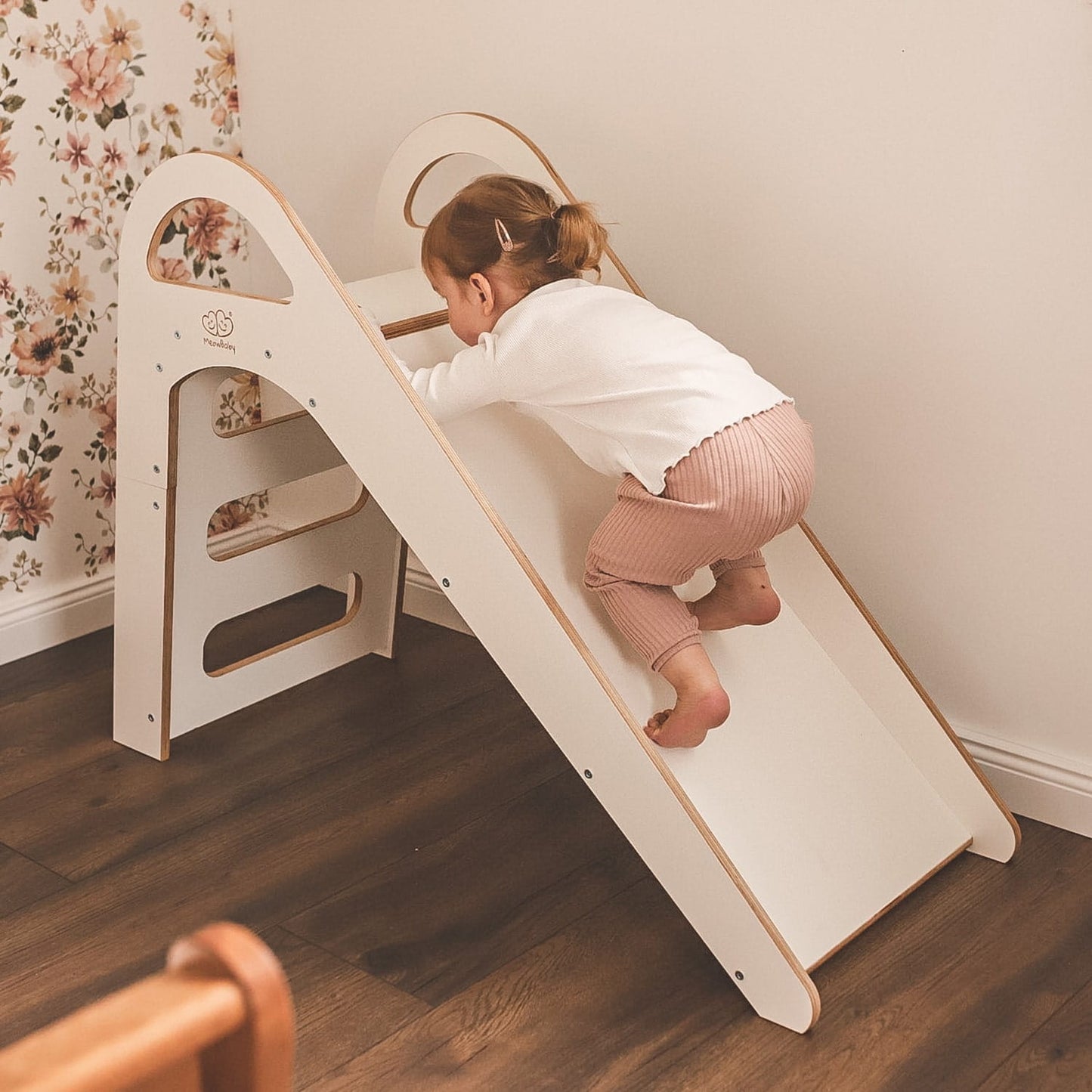 Wooden indoor scandi slide for children 87x46cm